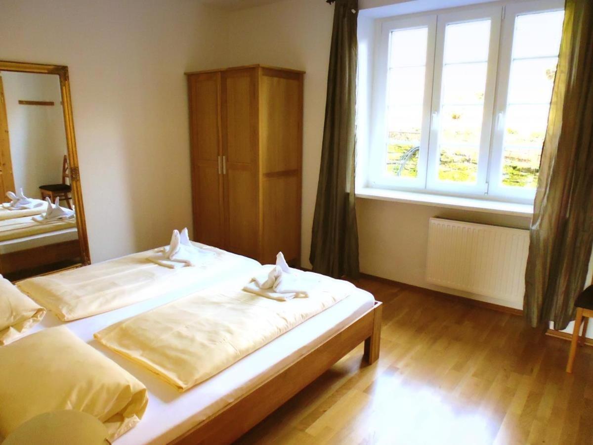 Mosel Ferienhaus Kleine Merle Zell an der Mosel Esterno foto